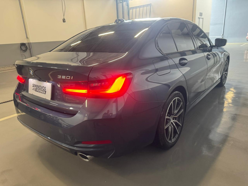 bmw 320i 2.0 16v turbo flex sport gp at 25/26 seminovo3