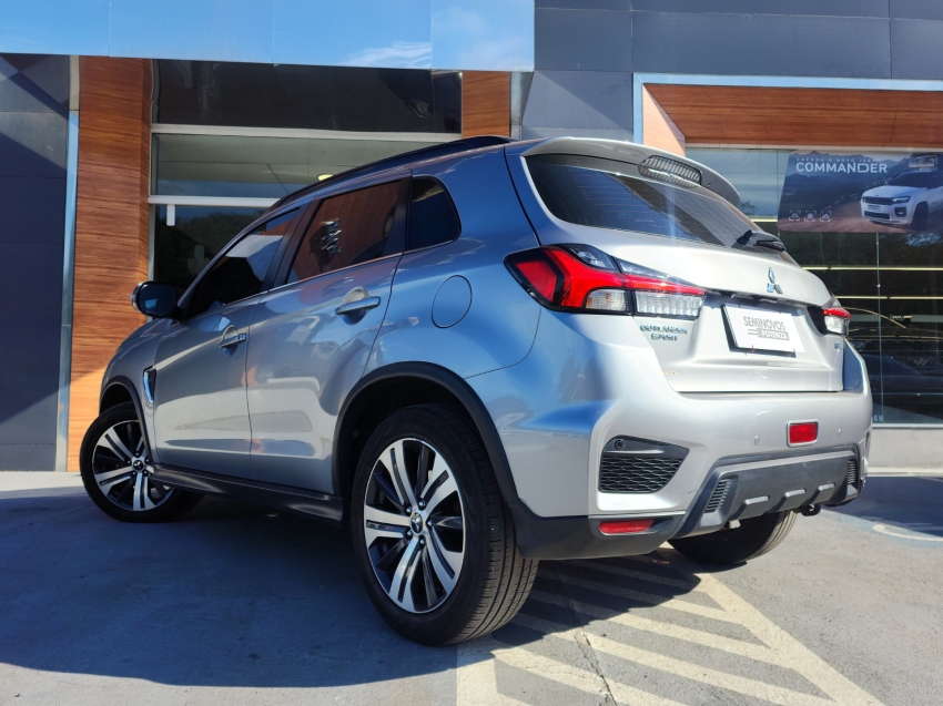 mitsubishi outlander sport 2.0 mivec flex hpe awd at 20/21 seminovo4
