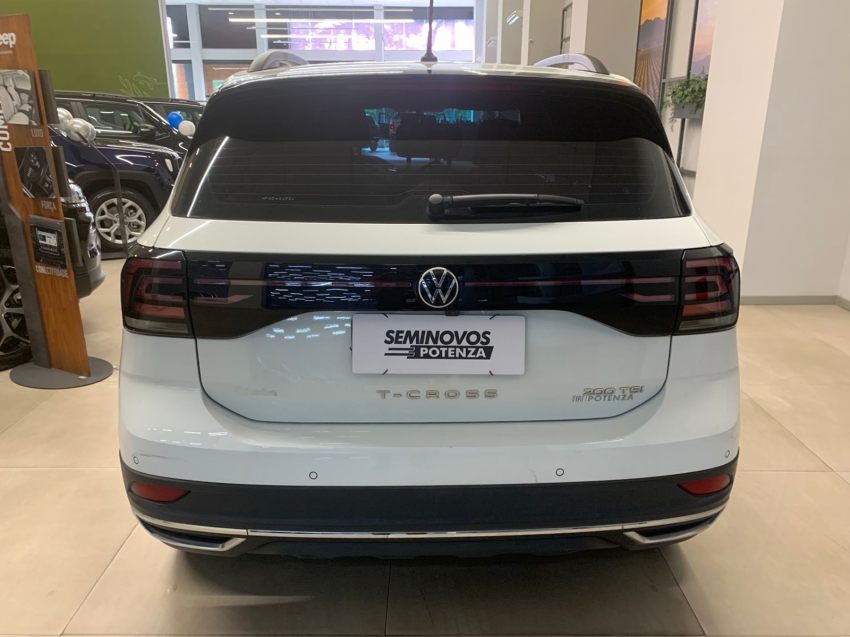 volkswagen t-cross 1.0 200 tsi total flex at 23/23 seminovo4