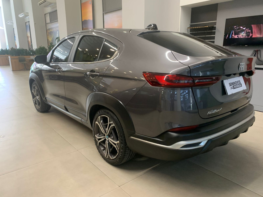 fiat fastback 1.3 turbo 270 flex limited edition at6 23/24 seminovo5