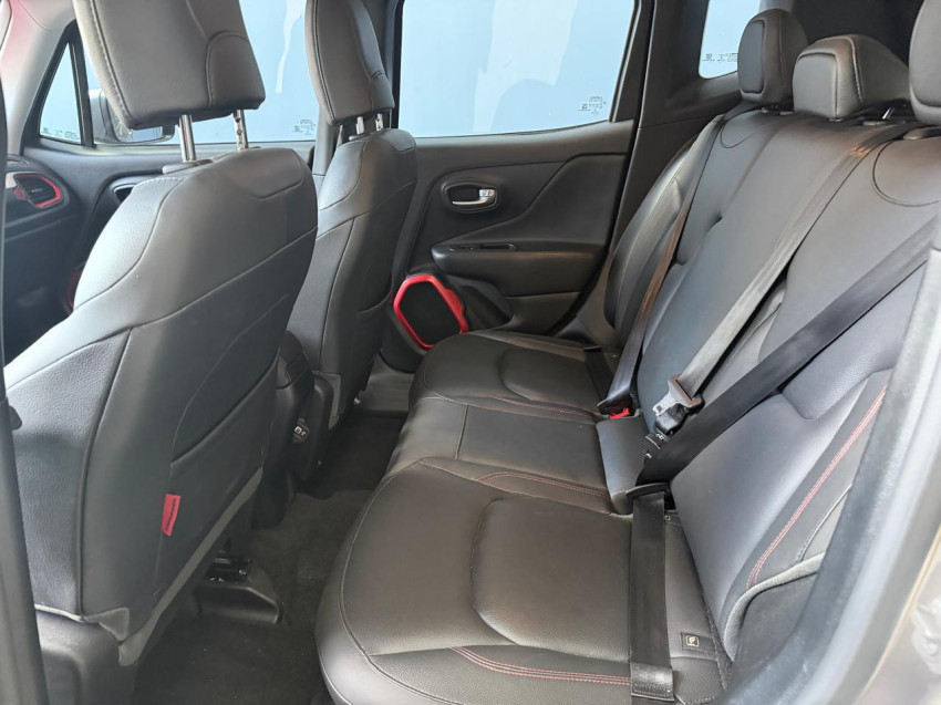 jeep renegade 2.0 16v turbo diesel trailhawk 4p 4x4 at 19/19 seminovo12