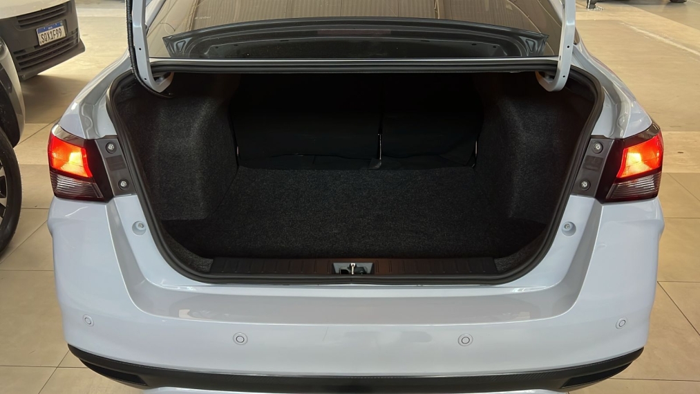 nissan versa 1.6 16v flex exclusive xtronic 23/24 seminovo12