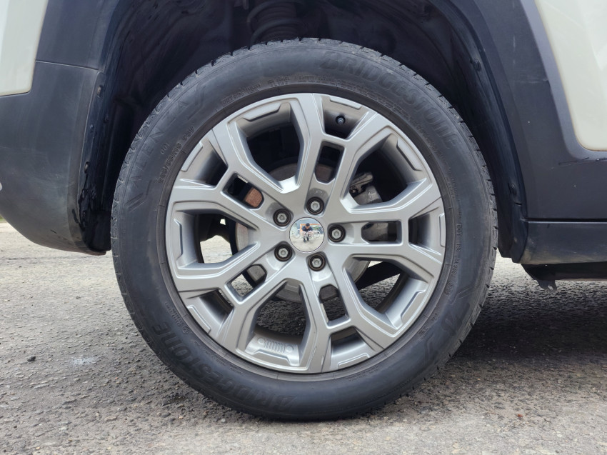 jeep renegade 1.3 t270 turbo flex longitude at6 24/25 seminovo11
