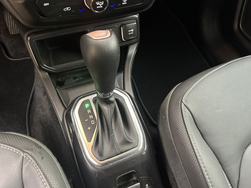 jeep renegade 1.3 t270 turbo flex longitude at6 3p automatico 202612
