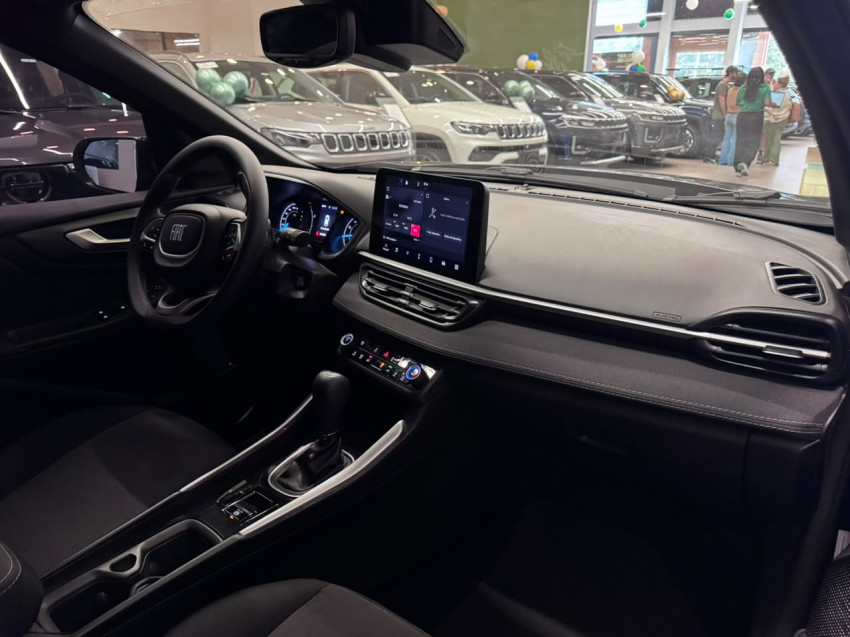 fiat fastback hibrido flex turbo t200 automatico com apenas 4700 km rodados super novo garantia de fabrica9