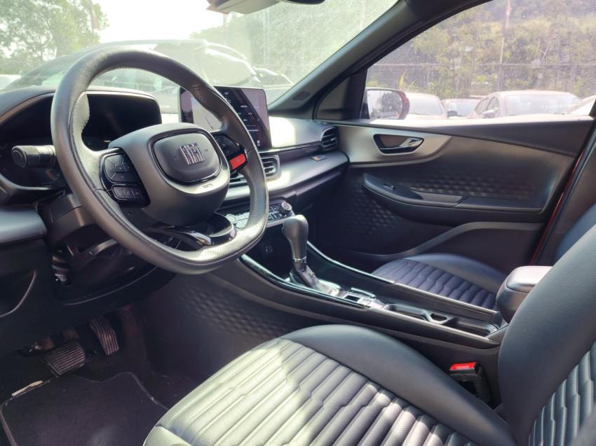 fiat fastback 1.3 turbo 270 flex limited edition at6 23/23 seminovo5