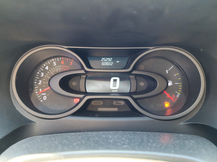 renault oroch 1.6 16v sce flex intense man 23/24 seminovo9