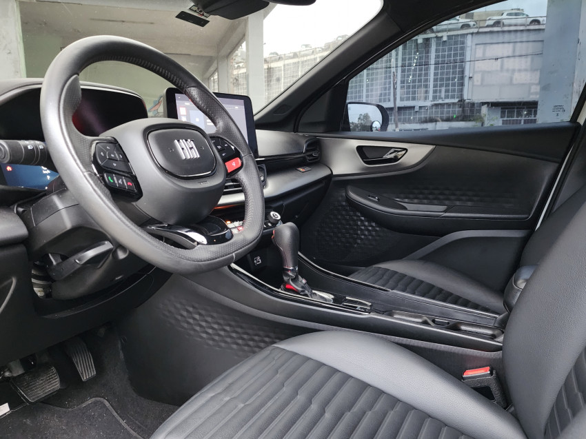 fiat fastback 1.3 turbo 270 flex limited edition at6 23/23 seminovo5