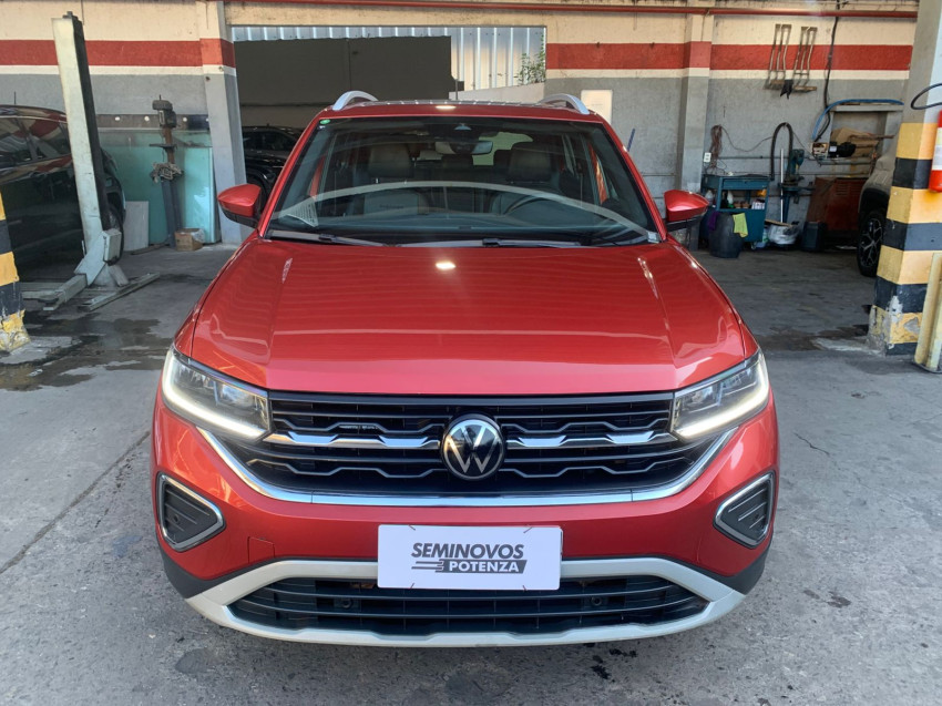 volkswagen t-cross 1.4 250 tsi total flex highline at 24/25 seminovo0