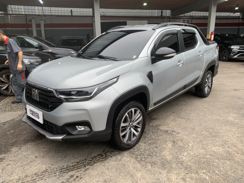 fiat strada 1.3 firefly flex volcano cd cvt 24/25 seminovo2