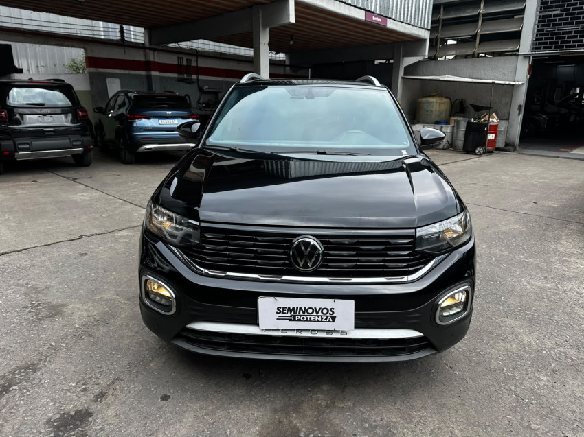 volkswagen t-cross 1.4 250 tsi total flex highline at 22/23 seminovo1
