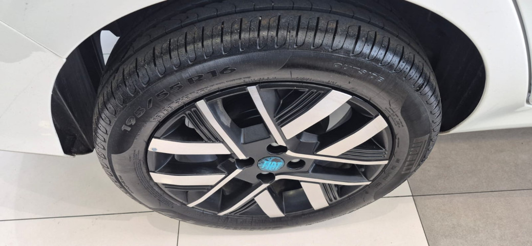 FIAT CRONOS 1.3 FIREFLY FLEX PRECISION CVT 25/26 SEMINOVO7