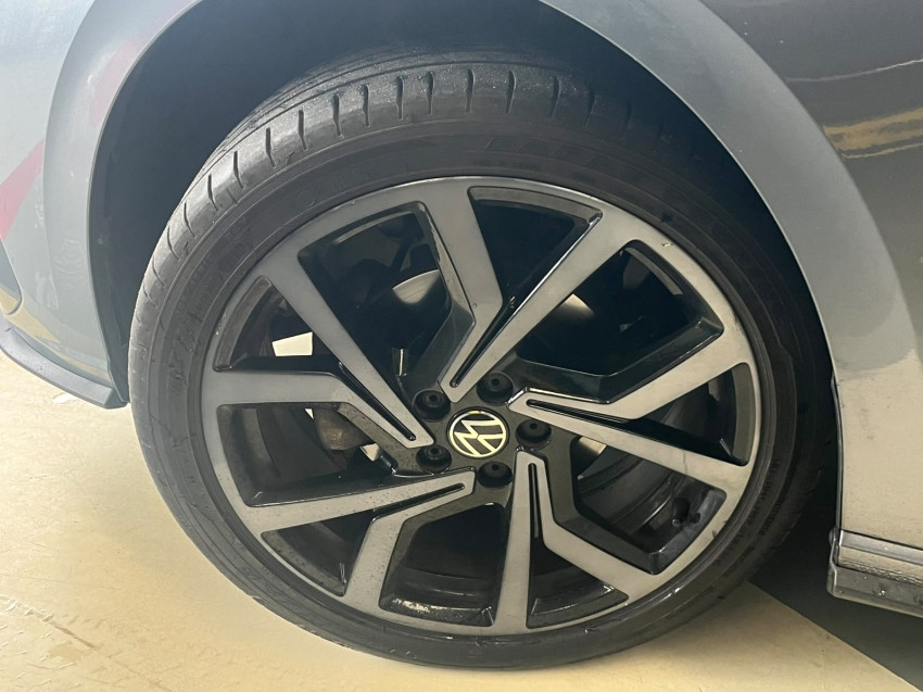 VOLKSWAGEN VIRTUS 1.4 250 TSI EXCLUSIVE AT 24/25 SEMINOVO7