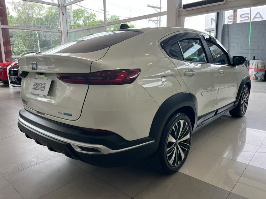 FIAT FASTBACK 1.0 TURBO 200 HYBRID AUDACE CVT 24/25 SEMINOVO3