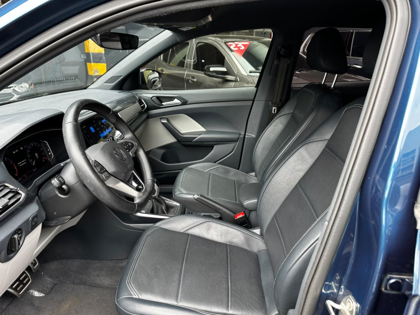 VOLKSWAGEN T-CROSS 1.4 250 TSI TOTAL FLEX HIGHLINE AT 22/23 SEMINOVO7