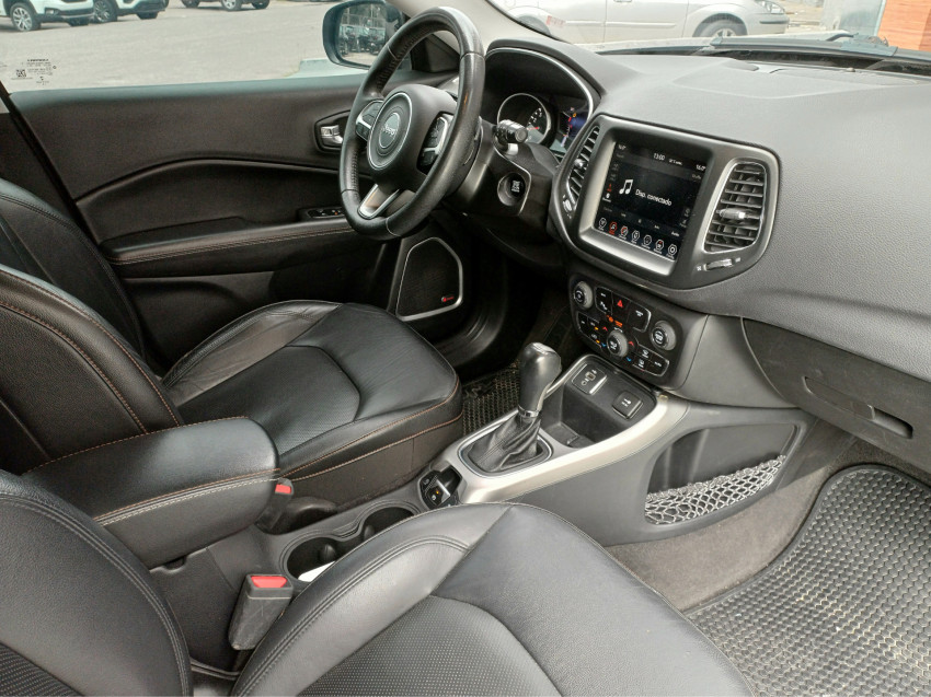jeep compass 2.0 16v flex longitude automatico 2019 jeep compass 2.0 16v flex longitude automatico 2019