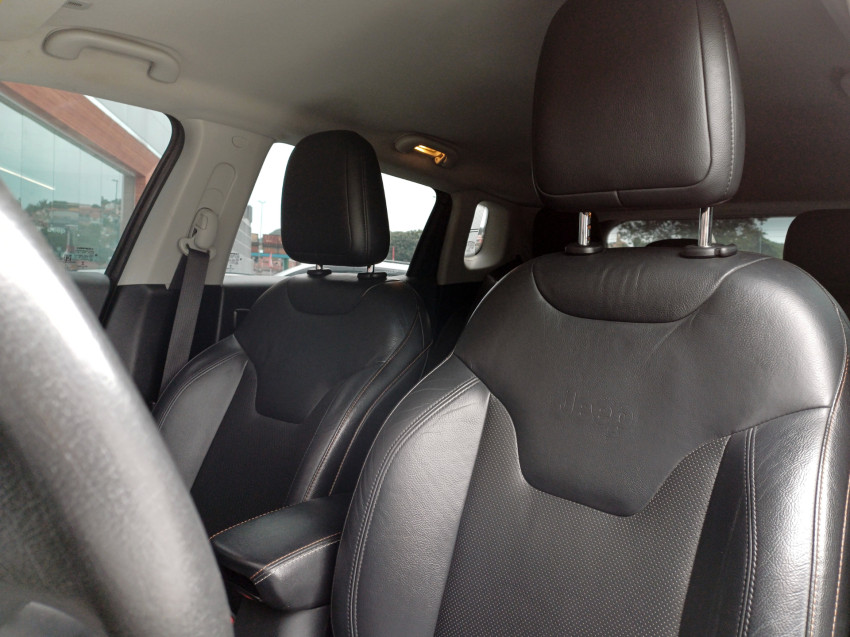 jeep compass 2.0 16v flex longitude automatico 2019 jeep compass 2.0 16v flex longitude automatico 2019