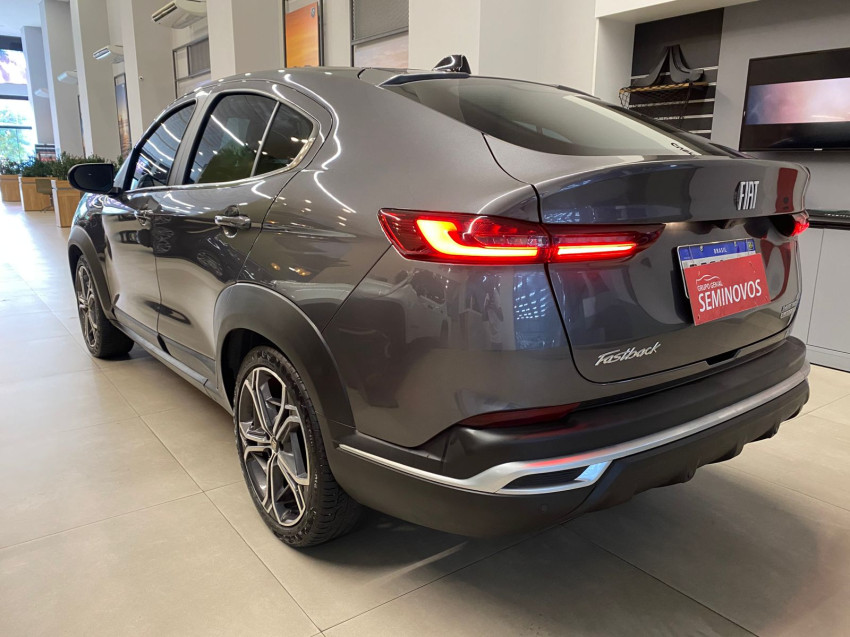 fiat fastback 1.0 turbo 200 flex impetus cvt 4p automatico 2023 fiat fastback 1.0 turbo 200 flex impetus cvt 4p automatico 2023