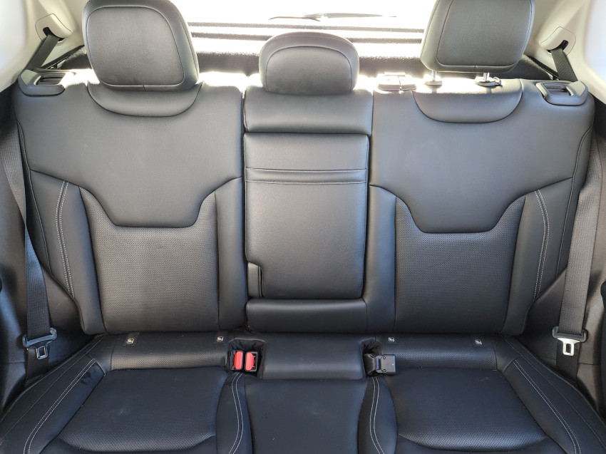 jeep compass 1.3 t270 turbo flex longitude at6 4p automatico 2025 jeep compass 1.3 t270 turbo flex longitude at6 4p automatico 2025