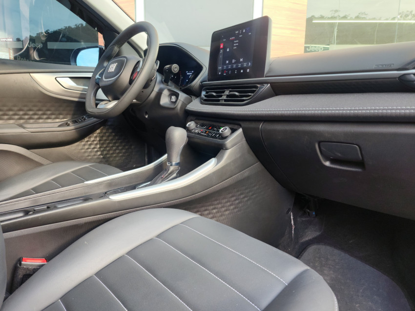fiat fastback 1.0 turbo 200 flex audace cvt 4p automatico 2025 fiat fastback 1.0 turbo 200 flex audace cvt 4p automatico 2025