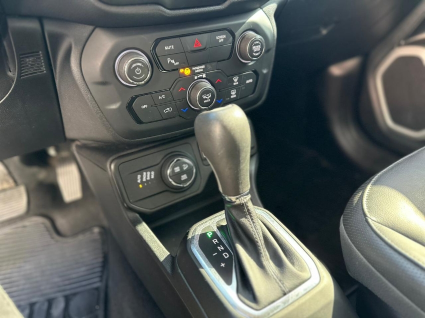 jeep renegade 2.0 16v turbo diesel longitude 4p 4x4 at 20/20 seminovo