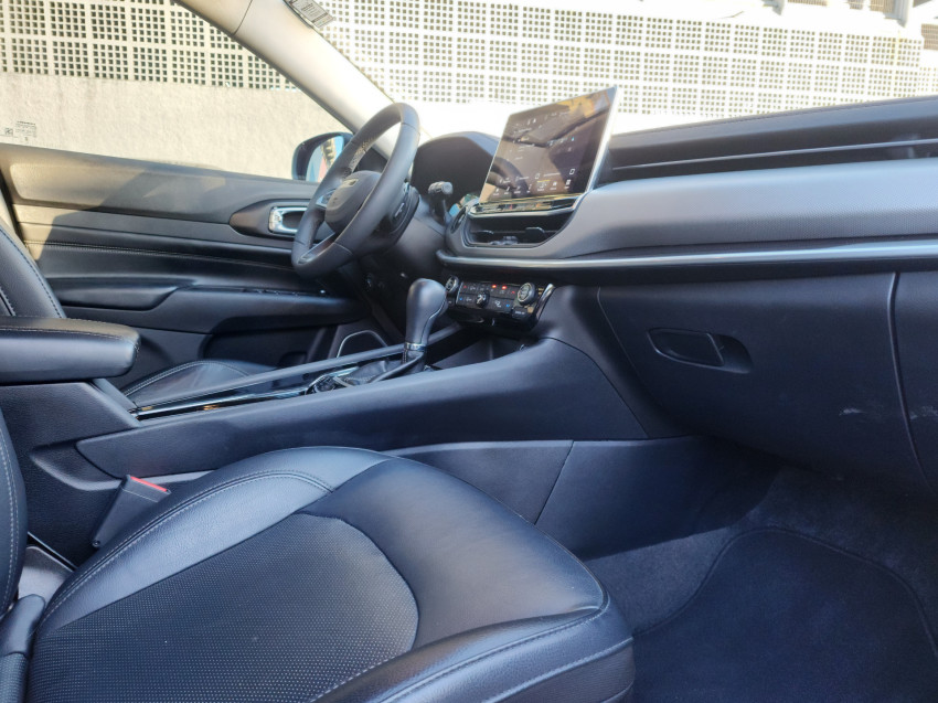 jeep compass 1.3 t270 turbo flex longitude at6 22/23 seminovo