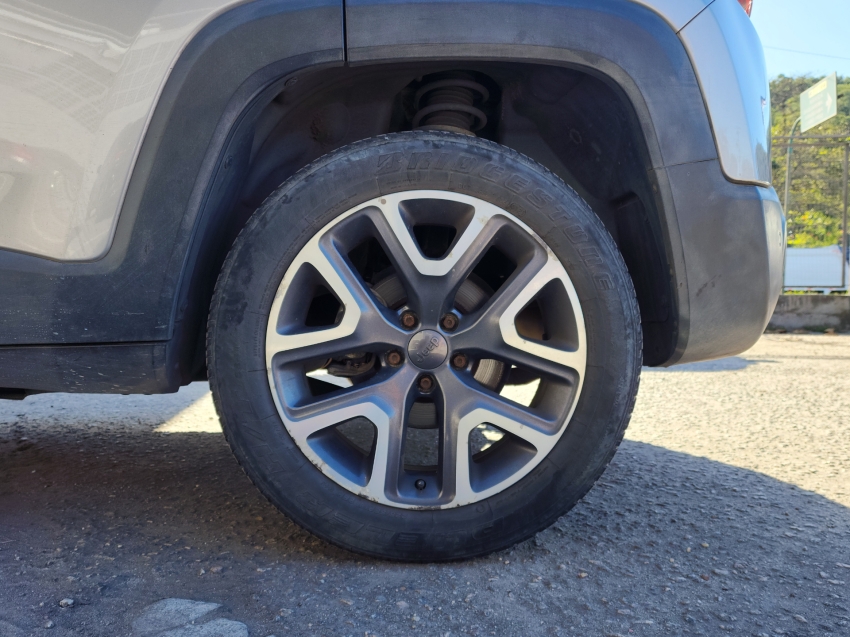 jeep renegade 1.8 16v flex longitude 4p at 21/21 seminovo