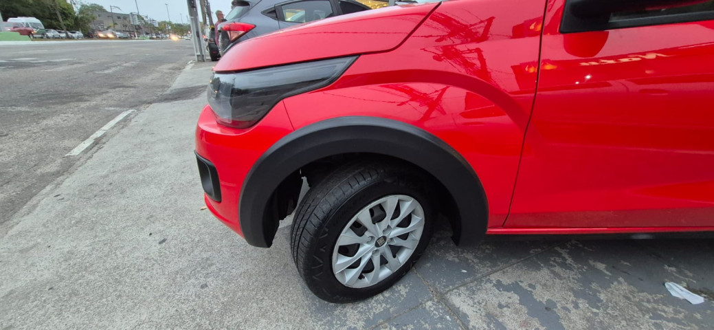 fiat mobi 1.0 evo flex like man 23/23 seminovo fiat mobi 1.0 evo flex like man 23/23 seminovo