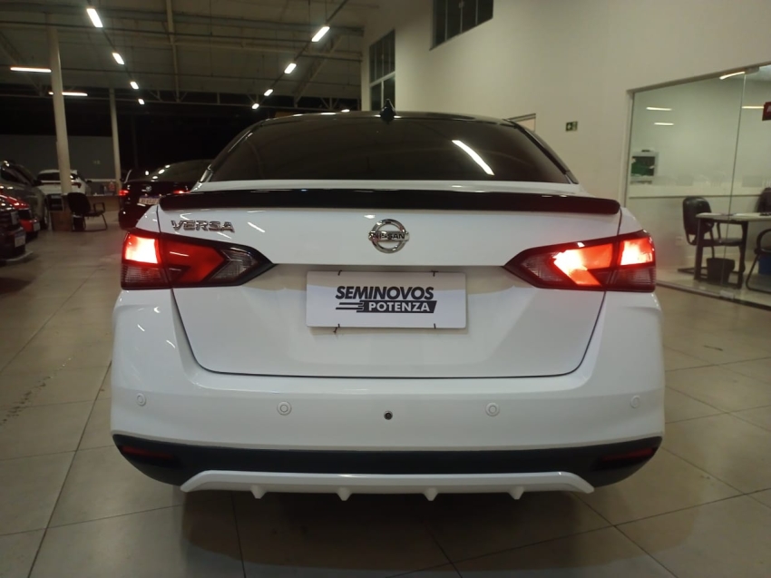 nissan versa 1.6 16v flex sense xtronic 21/22 seminovo