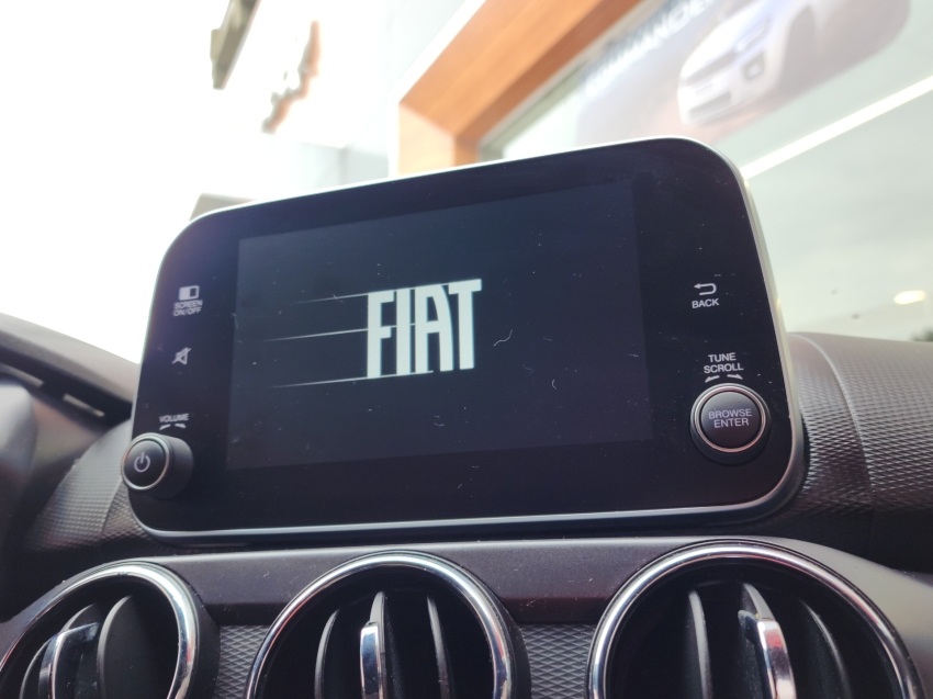 fiat argo 1.3 firefly flex trekking man 23/24 seminovo
