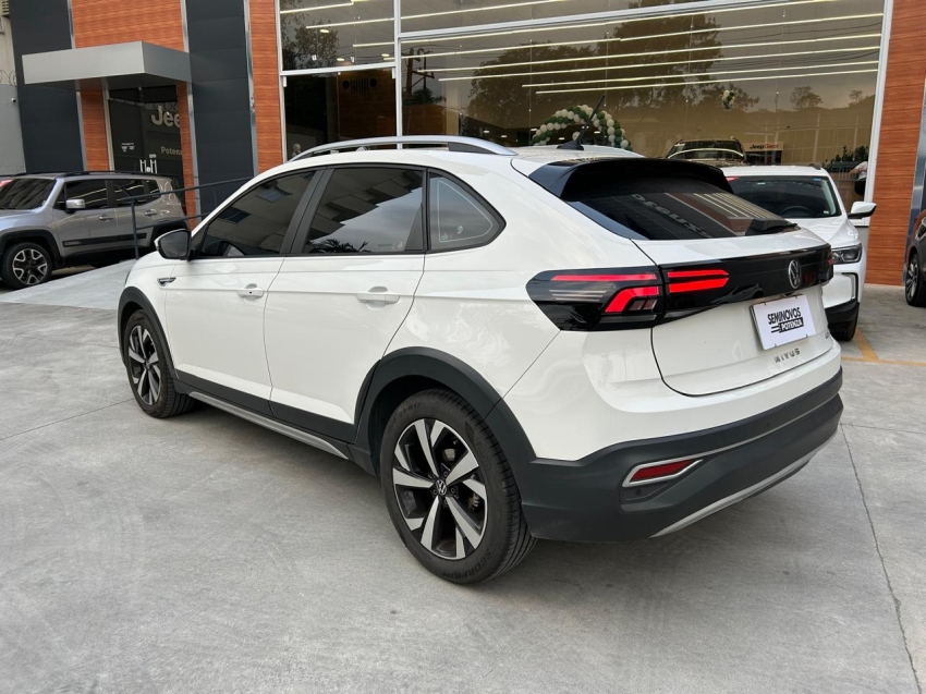 volkswagen nivus 1.0 200 tsi total flex highline at 24/24 seminovo