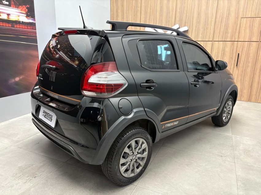 fiat mobi 1.0 firefly flex trekking man 24/25 seminovo