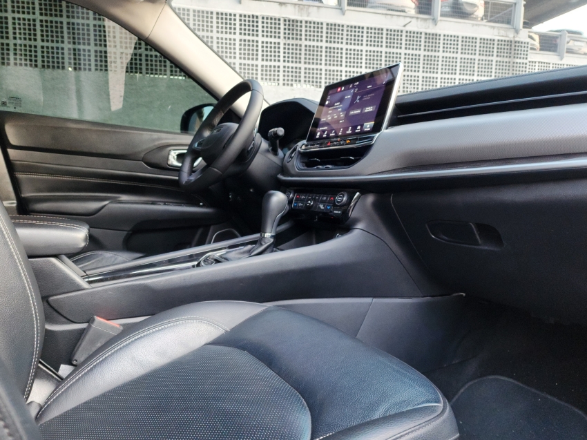 jeep compass 1.3 t270 turbo flex longitude at6 23/23 seminovo jeep compass 1.3 t270 turbo flex longitude at6 23/23 seminovo