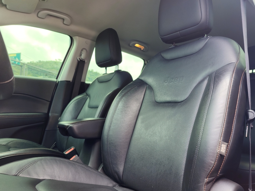 jeep compass 2.0 16v flex longitude at 19/20 seminovo6