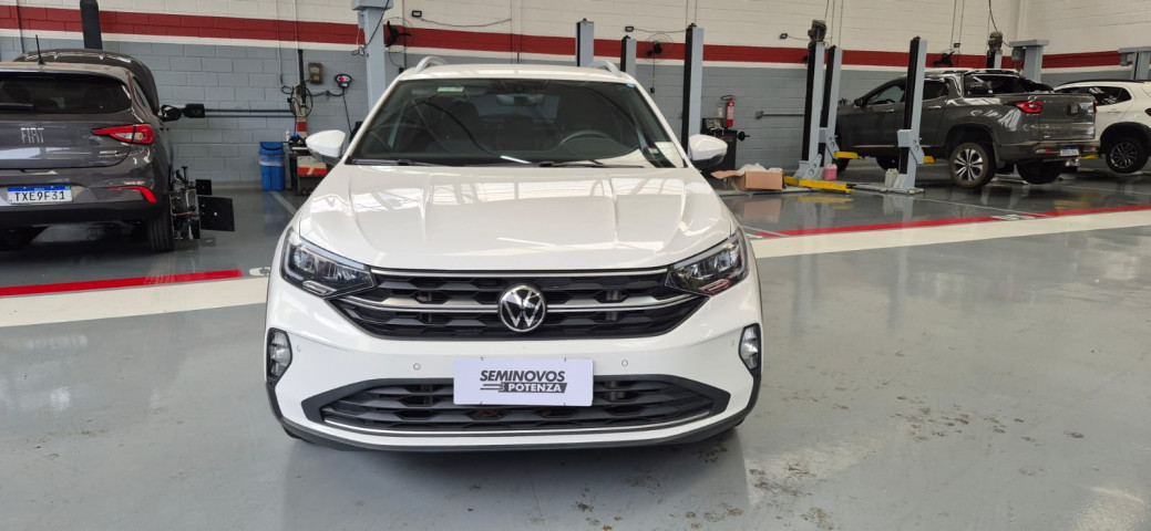 volkswagens nivus 1.0 200 tsi total flex highline at 22/22 seminovo