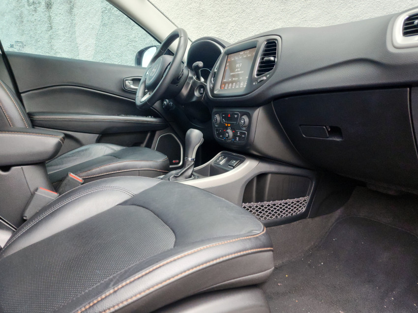 jeep compass 2.0 16v flex longitude at 19/19 seminovo jeep compass 2.0 16v flex longitude at 19/19 seminovo