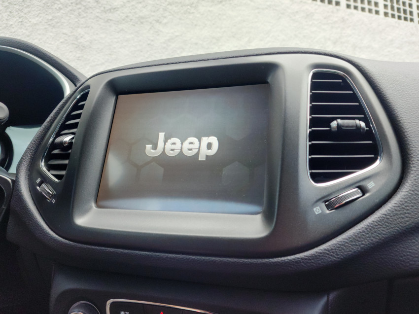 jeep compass 2.0 16v flex longitude at 19/19 seminovo jeep compass 2.0 16v flex longitude at 19/19 seminovo