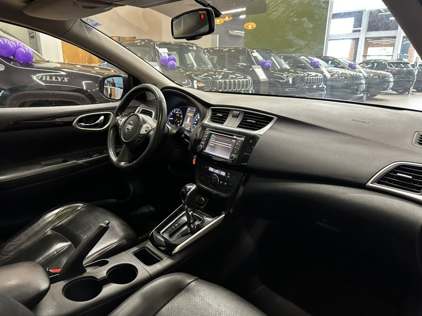 nissan sentra 2.0 sl 16v flex 4p at 16/17 seminovo nissan sentra 2.0 sl 16v flex 4p at 16/17 seminovo