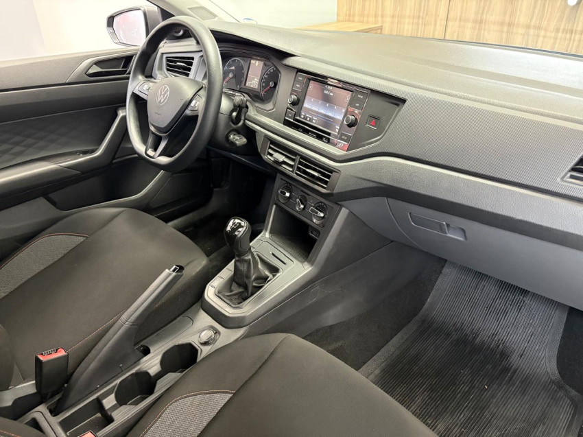 volkswagen polo 1.0 mpi track man 23/24 seminovo volkswagen polo 1.0 mpi track man 23/24 seminovo