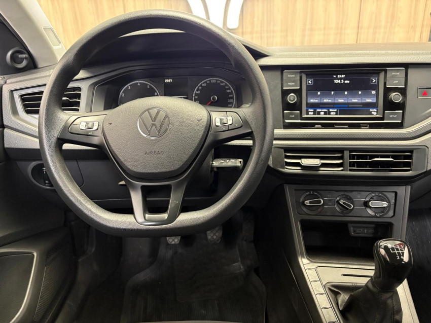 volkswagen polo 1.0 mpi track man 23/24 seminovo volkswagen polo 1.0 mpi track man 23/24 seminovo