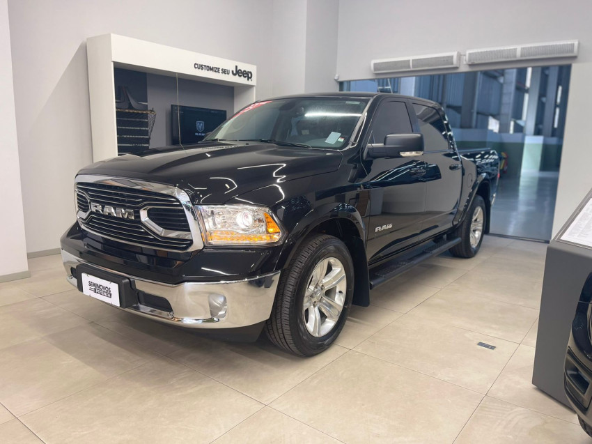 ram classic 5.7 v8 gasolina laramie cd 4x4 at 23/23 seminovo ram classic 5.7 v8 gasolina laramie cd 4x4 at 23/23 seminovo