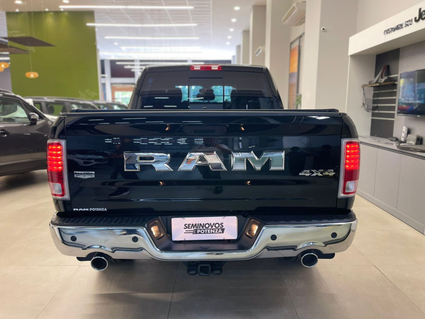 ram classic 5.7 v8 gasolina laramie cd 4x4 at 23/23 seminovo ram classic 5.7 v8 gasolina laramie cd 4x4 at 23/23 seminovo