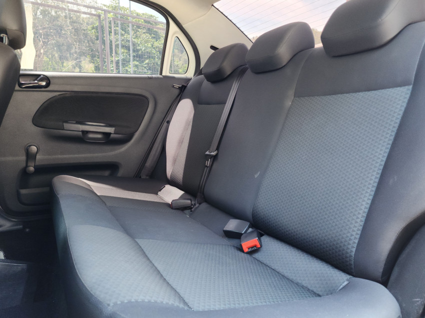 volkswagen voyage 1.0 12v mpi totalflex 4p man 22/23 seminovo13