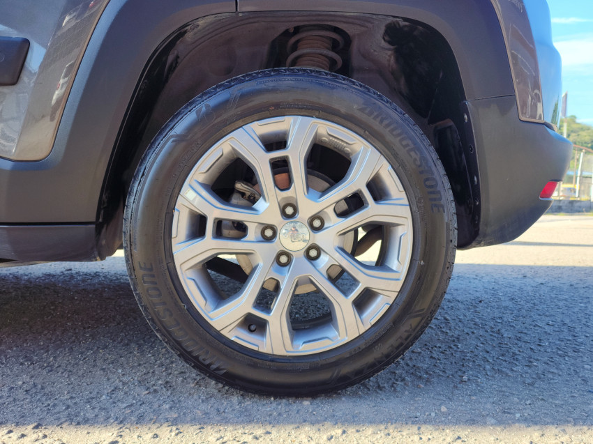 jeep renegade 1.3 t270 turbo flex longitude at6 24/25 seminovo11