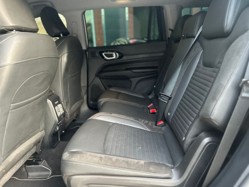 jeep commander 1.3 t270 turbo flex limited at6 24/25 seminovo13