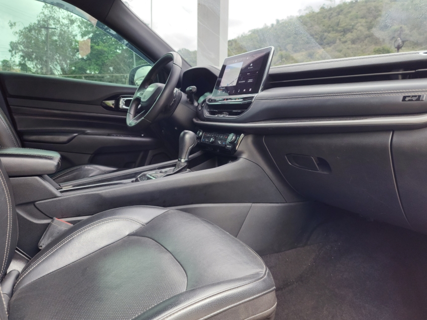 jeep compass 1.3 t270 turbo flex longitude at6 22/22 seminovo13