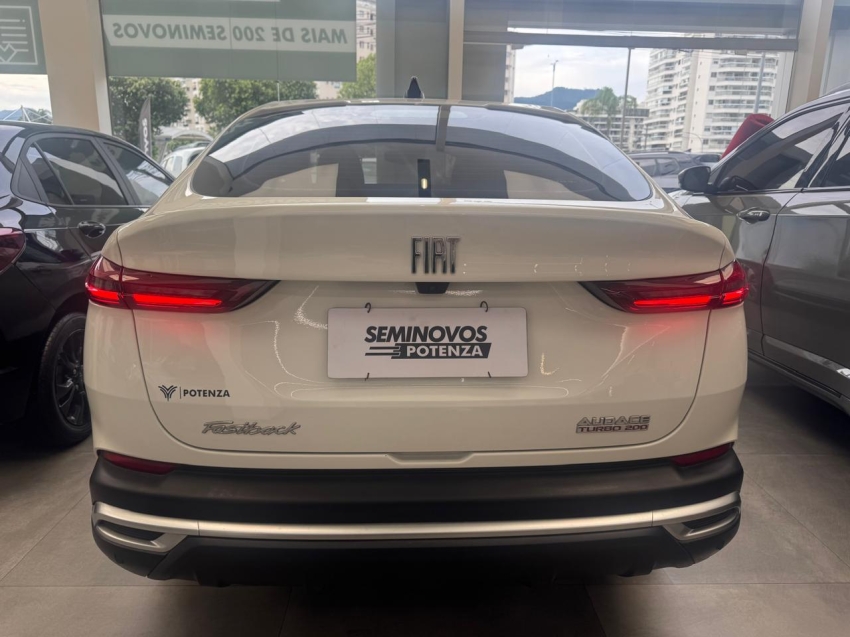 fiat fastback 1.0 turbo 200 flex audace cvt 24/25 seminovo4