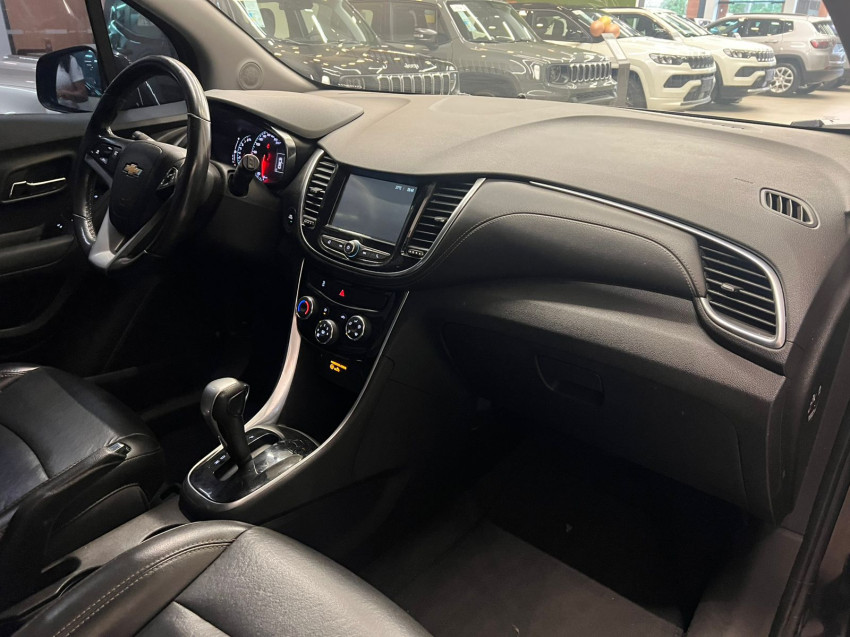 chevrolet tracker 1.4 16v turbo flex midnight at 18/19 seminovo11