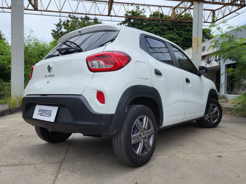 renault kwid 1.0 12v sce flex zen man 23/24 seminovo4