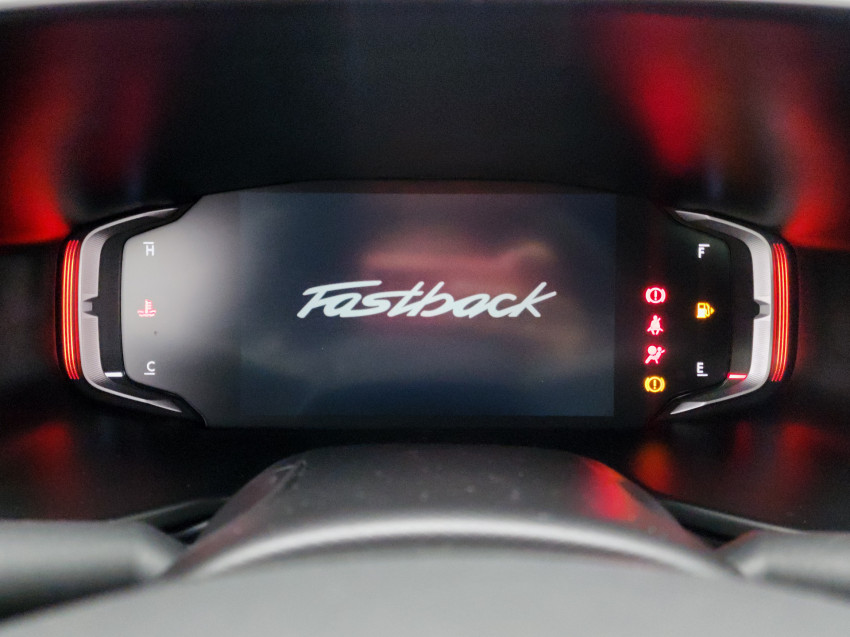 fiat fastback 1.3 turbo 270 flex limited edition at6 23/23 seminovo9